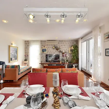 Διαμέρισμα Luxury Seaside Σπλιτ