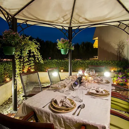 Luxury Seaside Apartmán