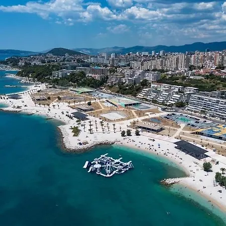 شقة Luxury Seaside *